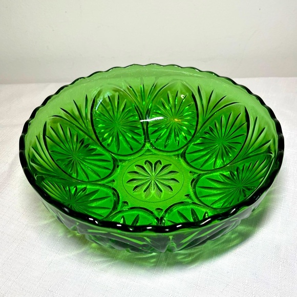 Anchor Hocking Medallion Green (Winter) Bowl, from the mid-20th century - Picture 1 of 4